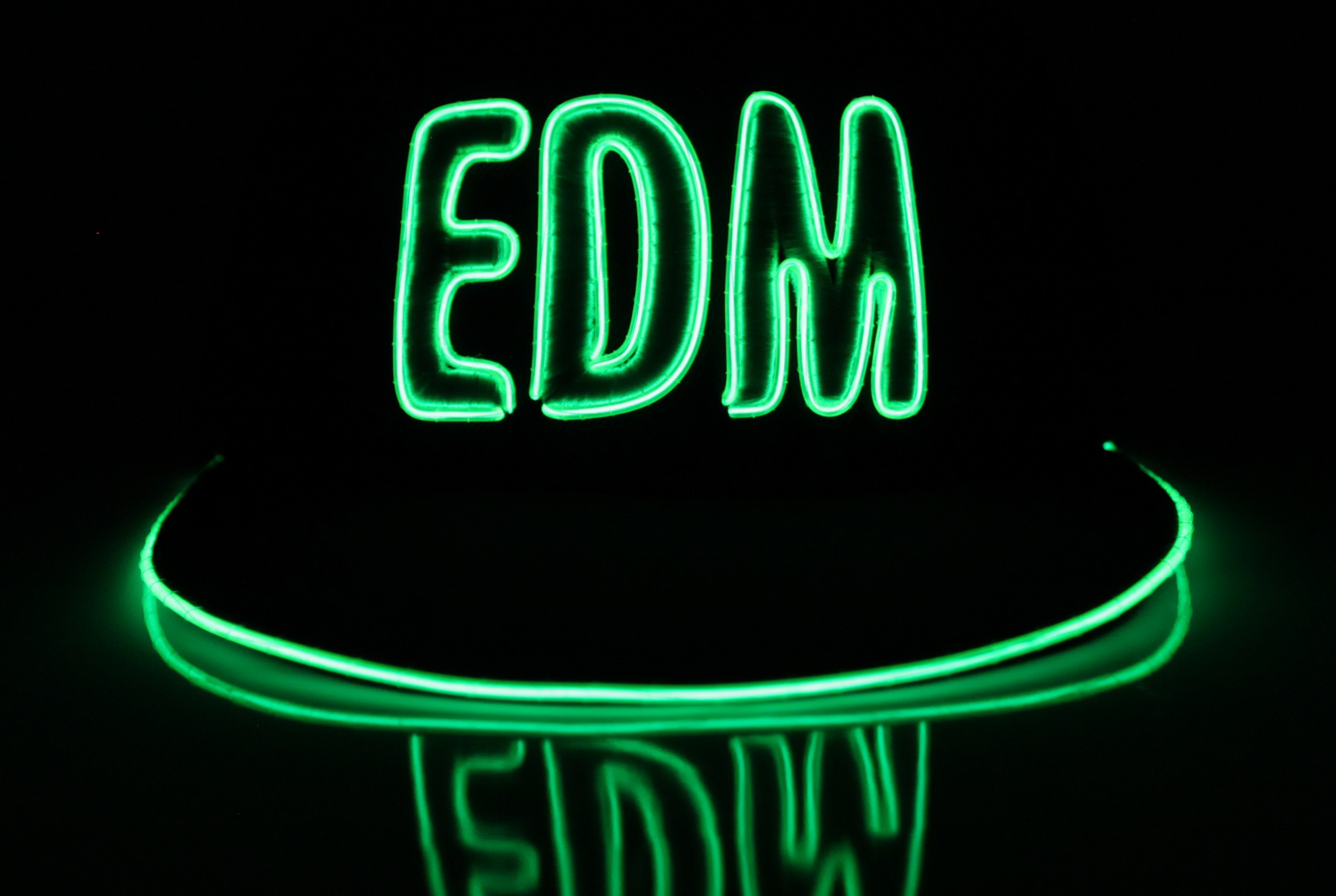 EDM-green-e1384408197206